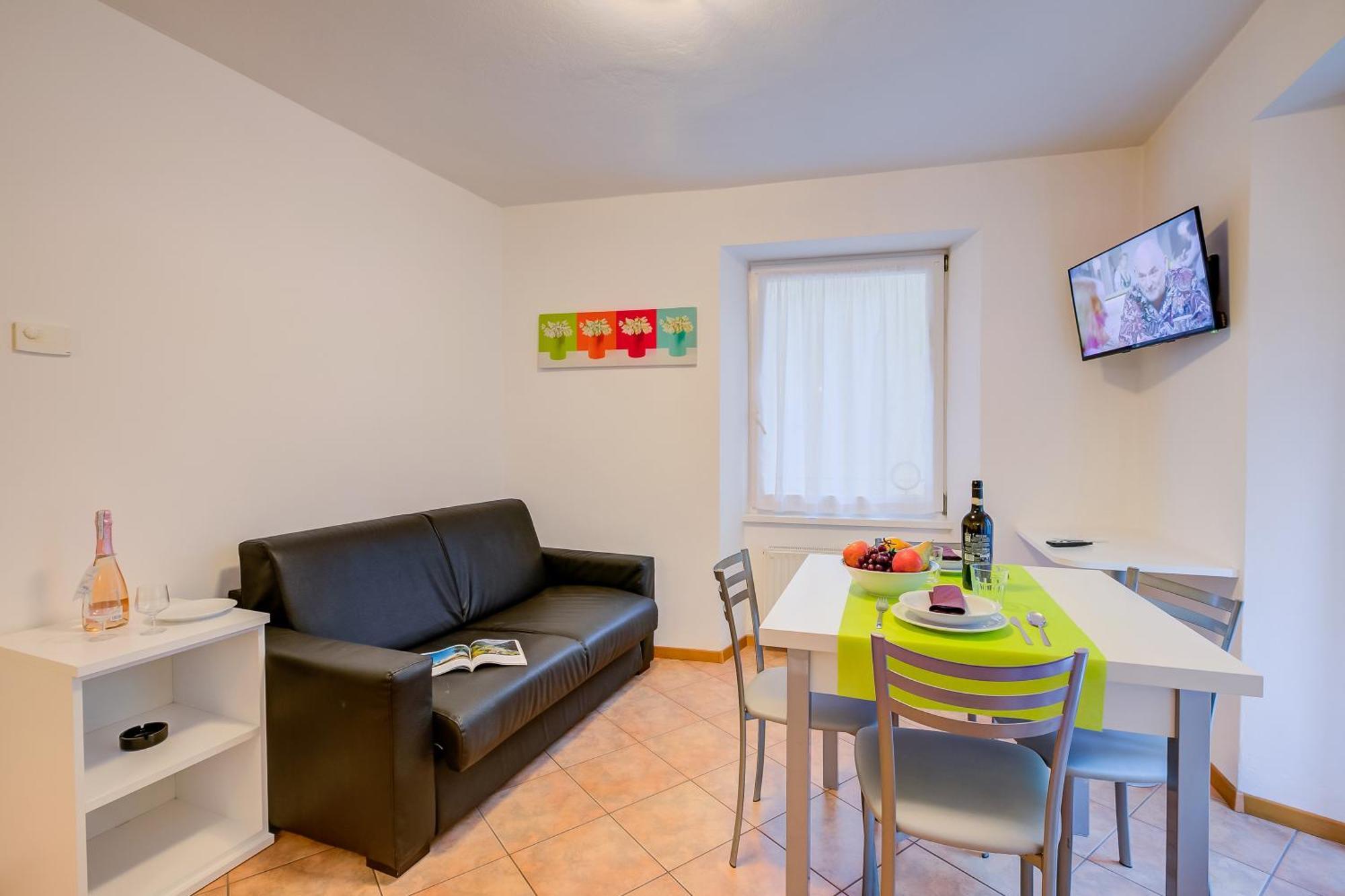Casa Alpino - Happy Rentals Riva del Garda Buitenkant foto