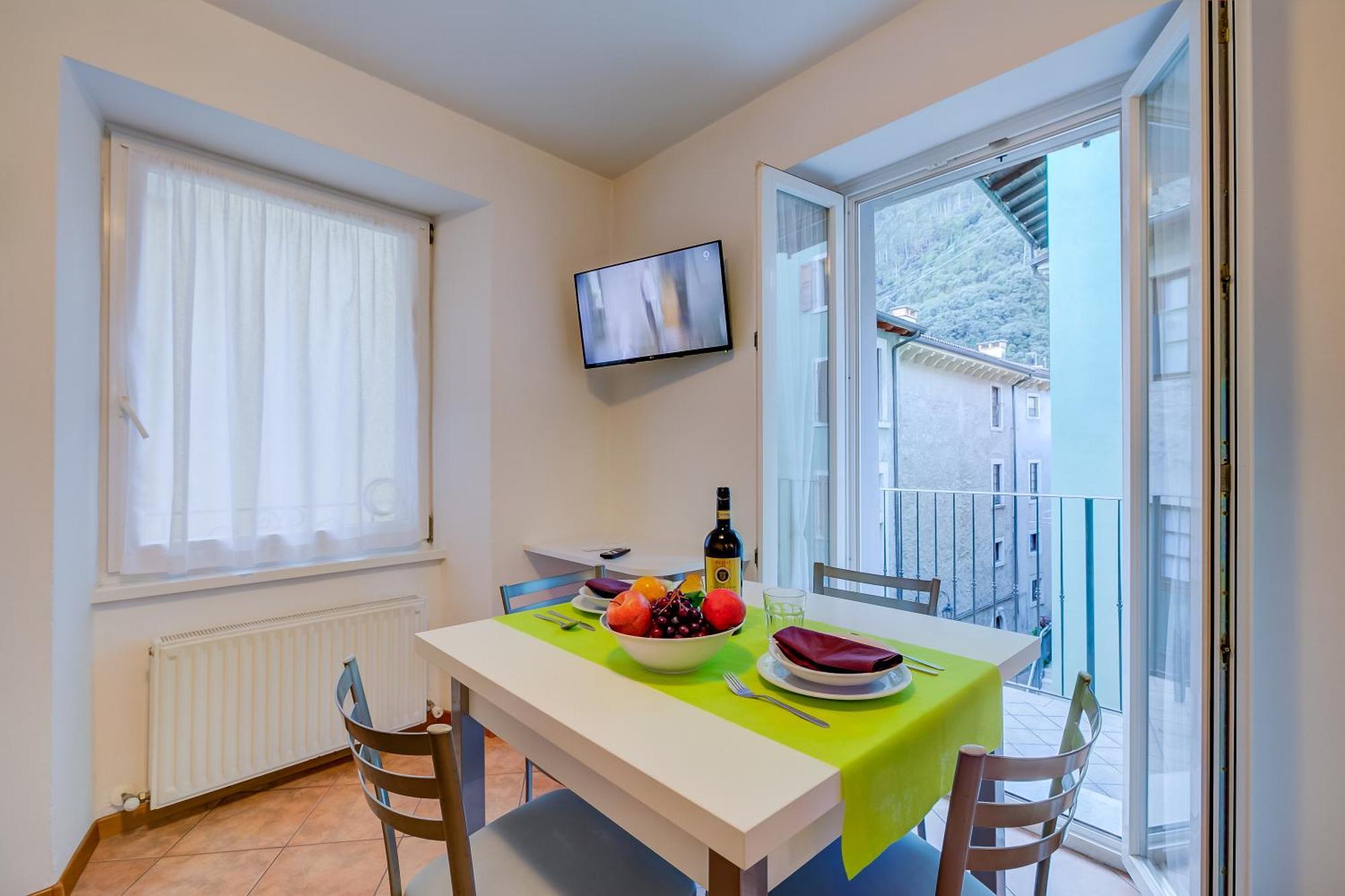 Casa Alpino - Happy Rentals Riva del Garda Buitenkant foto